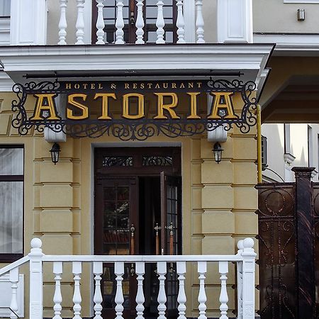 Your Hostel Chisinau Bagian luar foto