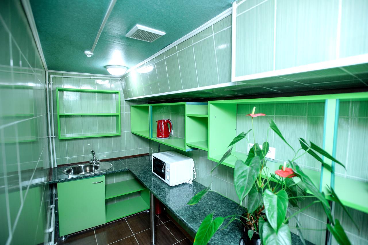Your Hostel Chisinau Bagian luar foto